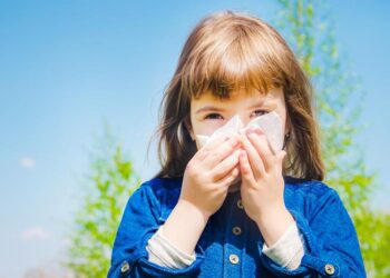 Причины появления зеленых соплей и факторы, увеличиввающие вероятность данного недуга